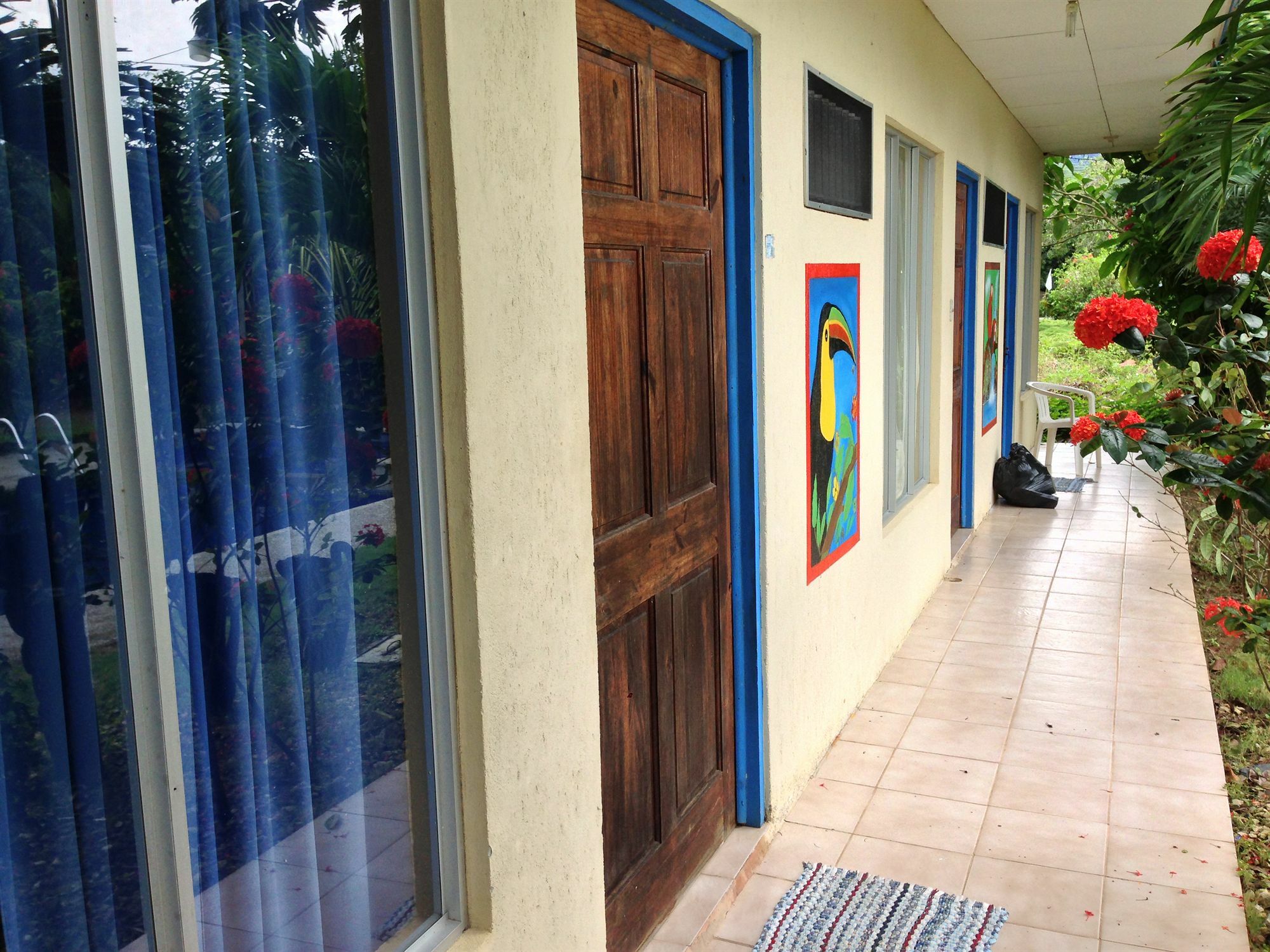 Hotel Bahia Azul Увита Экстерьер фото