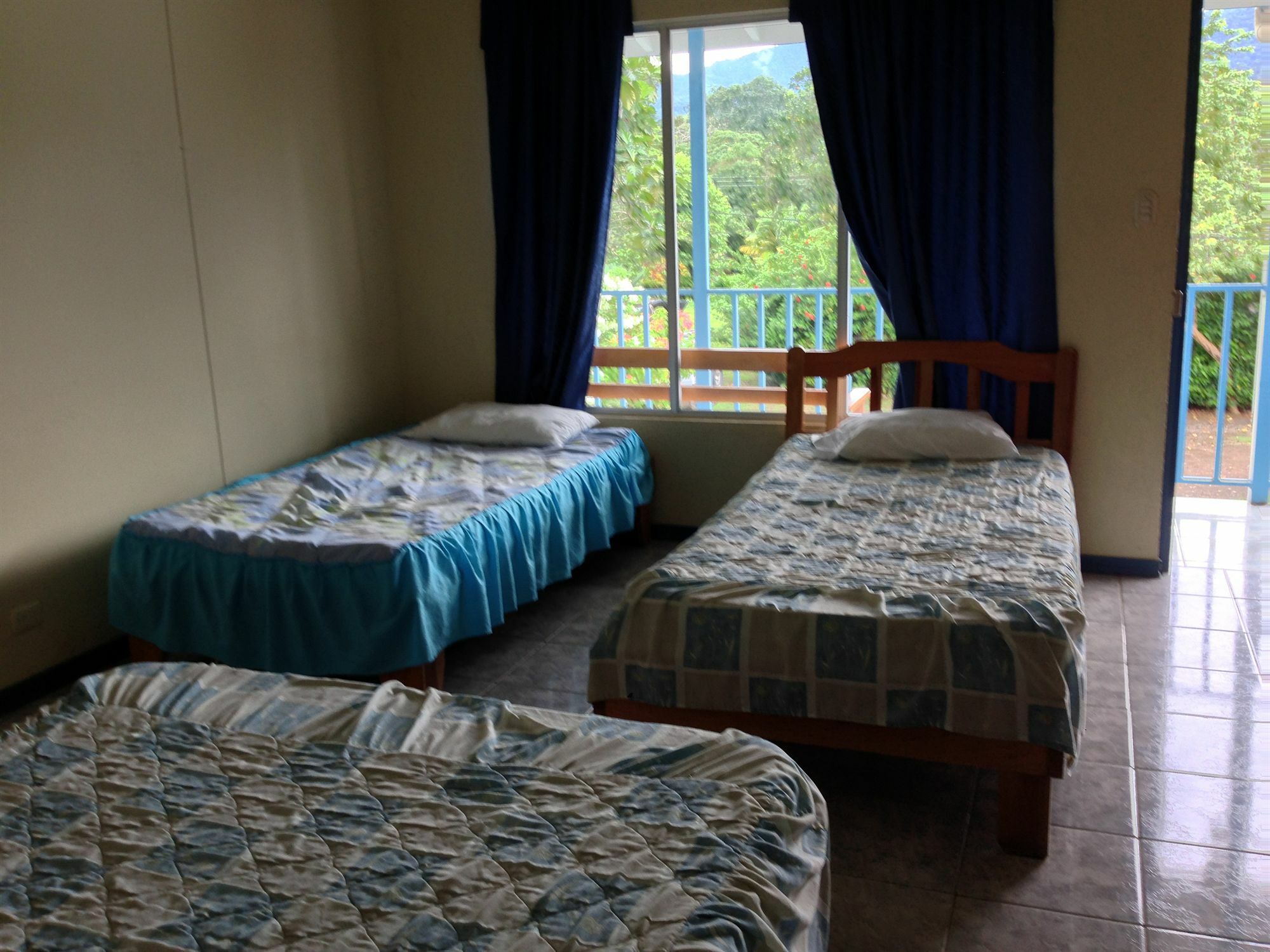 Hotel Bahia Azul Увита Экстерьер фото